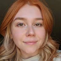 Emily Skiles's Instagram, Twitter & Facebook