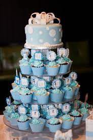 Baby bear· baby shower cakes· boy baby shower cakes· dr. Pin Van F Taylor Op Baby Boy Baby Shower Doop Torens Toren