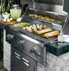 We even leave it on the stove when we're traveling and the nonslip prevents it from sliding off. Ge Monogram 42 Naturalgas Built In Outdoor Grill With Ceramic Infrared Rotisserie Burner Int Outdoor Kitchen Appliances Built In Outdoor Grill Built In Grill