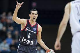 16 ağustos 1983, selanik, yunanistan), yunan profesyonel basketbol oyuncusudur. Basketball Champions League 2018 19