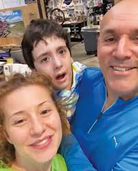 Teaneck's Jody Shukovsky Extends Her Campaign of Chesed to Florida