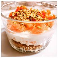 Perfetta se avete intenzione di organizzare un aperitivo in casa in compagnia degli amici. Latteria D Aviano Cheesecake Al Salmone Latteria D Aviano
