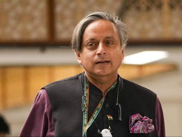 Shashi Tharoor Unhappy With Rahul Gandhi; Skips Kerala Meet