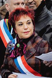 Office—secretariat, the sorbonne, stair i, 3rd floor, office h 617, 1 rue victor cousin 75230, paris cedex 05, france. Https Www La Croix Com Debats Editos Violence Lexces Bien 2018 03 29 1200927838 Yearly 0 5 2018 03 29t16 18 34 00 00 Https Www La Croix Com Religion Catholicisme Pape Le Pape Ambassadeur Christ Chez Detenus 2018 03 29 1200927836