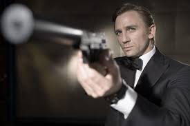 Add to favorites james bond 007, skyfall, daniel craig with db5, framed photo print. Daniel Craig Gets Aston Martins For Life Autoevolution