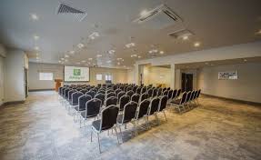 11 hotel is a convenient base for your holiday or business trip. Meeting Rooms At Holiday Inn Reading South M4 Jct 11 Holiday Inn Reading South Basingstoke Road Reading United Kingdom Meetingsbooker Com
