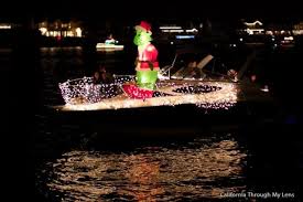 Newport Beach Christmas Boat Parade Where To Watch The Event California Through My Lens Boat Parade Beach Christmas Parades