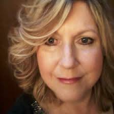 Jill Luckey's Instagram, Twitter & Facebook