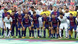 Por el contrario, sí disputó algún amistoso con el club citizen como el que le enfrentó al f. Fc Barcelona Chapecoense Trofeo Joan Gamper 2017 Perucom Visionnoventa Net