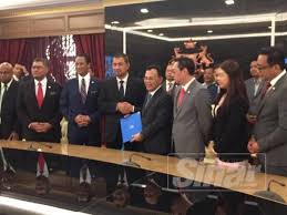 Johor menteri besar, malezya johor eyaletinde hükümet başkanıdır. Menteri Besar Johor Mulakan Tugas