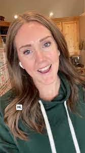 Rachel Cluff's Instagram, Twitter & Facebook