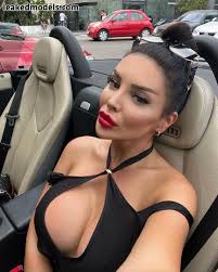 Pariz Zianna Nude - A Steamy Collection of Her Hottest Videos