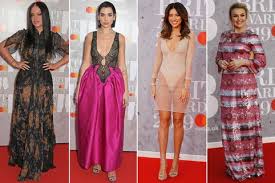 Dua lipa channeled uk pop icons geri halliwell and amy winehouse as she sported both a union jack ensemble and a towering beehive at the brit awards tuesday evening. Brit Awards 2019 Dua Lipa Branded Diva After Locking Herself In Dressing Room Mirror Online