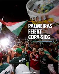 Sfoglia 818 fans of palmeiras fotografie stock e immagini disponibili, o avvia una nuova ricerca per scoprire altre. Sportschau Trotz Corona Palmeiras Fans Saumen Die Strassen Von Sao Paulo Facebook