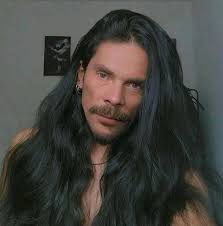 Diego Lopes criticó la actuación de Paulo Costa 👇 En el evento UFC 303,  Costa perdió ante Sean Strickland por decisión dividida, adoptando una  postura sumisa y causando poco daño. Lopes, un