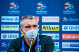 Patrice carteron)‏‏ (30 يوليو 1970 في سانت بريوك) هو مدافع كرة قدم فرنسي معتزل والمدرب الحالي لنادي الزمالك المصري. ÙƒØ§Ø±ØªÙŠØ±ÙˆÙ† Ø§Ù„Ù†Ø¯Ù… Ø¹Ù† Ù‚ÙŠØ§Ø¯Ø© Ø§Ù„ØªØ¹Ø§ÙˆÙ† ÙŠÙ„Ø§ÙƒÙˆØ±Ø©