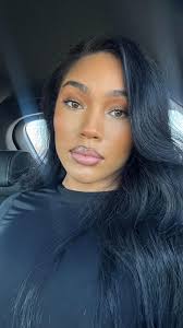 You are so naturally beautiful you look amazing either way but I love the  beat you did that !!!!!