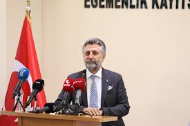 Hakkındaki açığa alınacak iddialarını güçlendiren bu çıkış sonrası çalışkan kimdir? sorusu gündemde. R5jt 3cwaoe0um