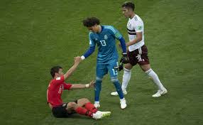 En 10 minutos, méxico trata de manejar el balón, y corea intenta más a partir del dinamismo y la velocidad. Mexico Vs Corea Del Sur A La 1 Am Se Decide Si Se Juega O No