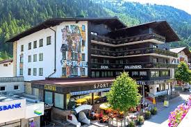 By far the best freeriders resort in austria and backed up by a world class village. Sporthotel St Anton Where It S All Happening