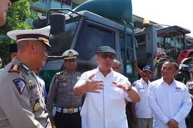 Tahun lalu, gaji pns mengalami kenaikan. Ada Truk Trailer Tewaskan Tiga Orang Kemenhub Ingatkan Uji Berkala