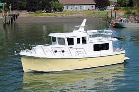 Five Affordable Trawlers Under 40 Feet Liveaboard Boats For Sale Liveaboard Boats Cruiser Boat