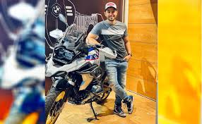 Galatasaray son dakika transfer haberleri, galatasaray fikstürü, maç sonuçları, kadrosu, puan durumu ve daha fazlası için www.tr.beinsports.com.tr adresini ziyaret edin. Actor Kunal Khemu Brings Home The Bmw R 1250 Gs Adventure Tourer