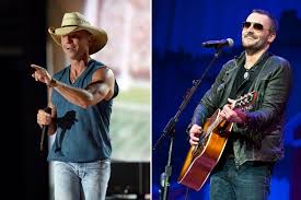 Watch Chesney, Church Sing 'Living in Fast Forward' Together