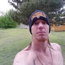 Man killed in shootout with deputies IDed