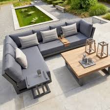 Our highly experienced craftsmen can carved any type of sand stone to an enigmatic beauty of this unique garden sofa. Outdoor Furniture Gazebos Parasols And Accessories Ruxley Manor