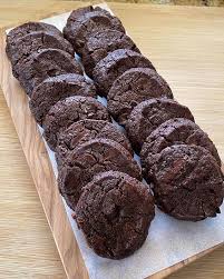 Pierre Herme Reveals His Scrumptious Chocolate Shortbread Cookie Recipe