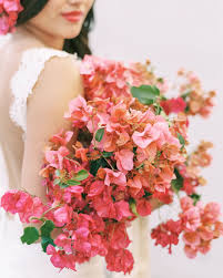 Stewart, the queen of, well, everything. Single Flower Wedding Bouquets For Minimalist Brides Flower Bouquet Wedding Lilac Wedding Bouquet Bougainvillea Wedding