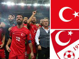Kader, ersatzspieler, positionen, rückennummern, trainer und mitarbeiter. Em Kader Und Team Portrait Der Turkei Bei Der Euro 2016 Fussball Em Vienna Vienna At