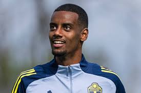 Liverpool receives clear Julian Alvarez transfer message from Atletico  Madrid president