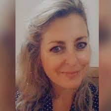 Kim Eversole's Instagram, Twitter & Facebook