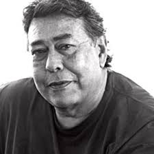 Morre o inventor do biquíni de lacinhos