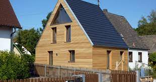 sanierung eines einfamilienhauses bei augsburg realisiert durch holzbau aumann in ziemetshausen holzfassade holzbau bauen mit holz holzfassade