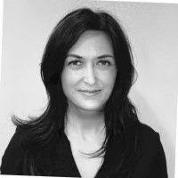 Dixie Dunn's Instagram, Twitter & Facebook