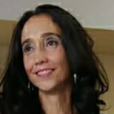 Muy contenta de terminar el año profesional con este Premio para…