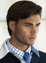 Vous avez des cheveux naturellement bouclés et vous remarquez que vous avez perdu vos belles boucles. Cheveux Epais Homme Comment Choisir La Bonne Coupe De Cheveux Mi Longue Archzine Fr