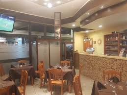 Alberto (claudio bisio), responsabile dell'ufficio postale di una cittadina della brianza, sotto pressione della moglie silvia (angela finocchiaro), è disposto a tutto pur di ottenere il trasferimento a milano. Benvenuti Al Sud Gioiosa Ionica Restaurant Reviews Photos Phone Number Tripadvisor