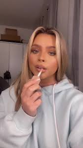 Lil makeup tutorial 💕