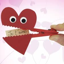 Bricolage Saint Valentin Activite De Saint Valentin Avec Tete A Modeler