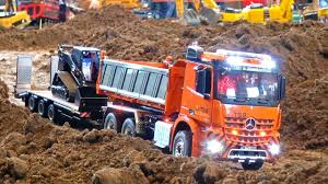 Rc trucks | custom tamiya based kenworth tipper truck. Scaleart Mb Arocs I Cat Delta Trac Loader I Mini Baustelle Alsfeld 2017 Mercedes Truck Mercedes Benz Trucks Mercedes Benz Unimog