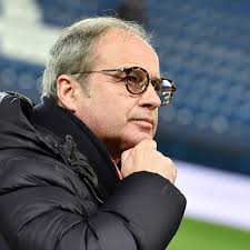 PSG : Luis Campos a de nouveaux noms pour le poste d'entraîneur !