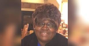 Doris Lynn's Instagram, Twitter & Facebook