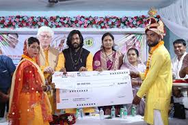 मुख्यमंत्री कन्या विवाह योजना अंतर्गत 62 जोड़ों ने लिए सात फेरे,  नवदंपत्तियों को मिली शासकीय सहायता - Prime TV India
