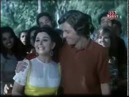 اسرار نجاح فيلم خلي بالك من زوزو سعاد حسني كانت متألقة جدا في هذا الفيلم، ورغم انها قدمت بعد ذلك تيمة بنت الطبقة الفقيرة التي تعشق ابن الذوات في أكثر من فيلم مثل (اميرة حبي أنا) ايضا للمخرج حسن الأمام و(المتوحشة. Ø³Ø¹Ø§Ø¯ Ø­Ø³Ù†ÙŠ ÙÙŠ Ø§Ø³ØªØ¹Ø±Ø§Ø¶ Ø§Ø³ØªÙ†Ù‰ Ù…Ù† ÙÙŠÙ„Ù… Ø®Ù„ÙŠ Ø¨Ø§Ù„Ùƒ Ù…Ù† Ø²ÙˆØ²Ùˆ 1972 Ù… Coub The Biggest Video Meme Platform