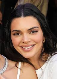Kendall Jenner 2022 : r/VindictaRateCelebs
