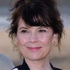 Super Agent Jon Le Bon!